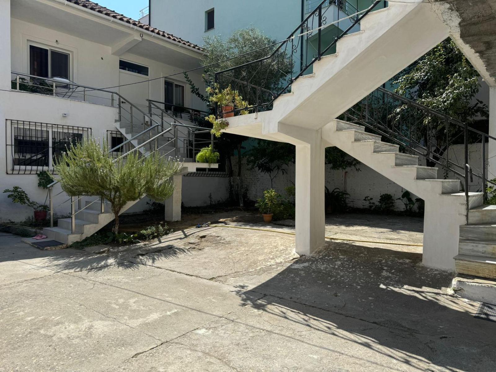 Hotel Ibras House Durrës Exterior foto