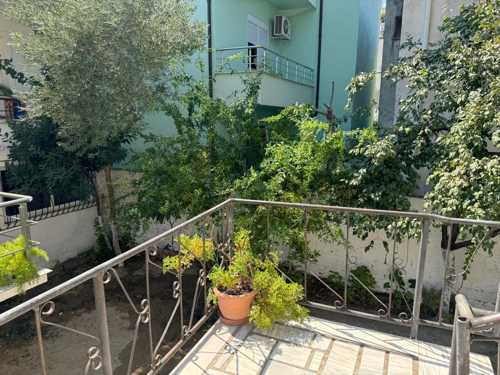 Hotel Ibras House Durrës Exterior foto